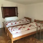 Andy Apartmán Sukošan